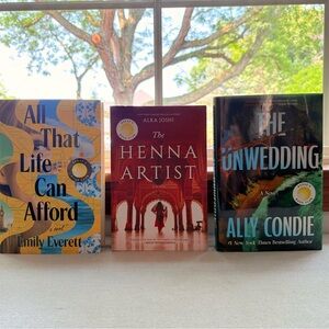 💛 SALE!! Reese’s Book Club Bundle 💛